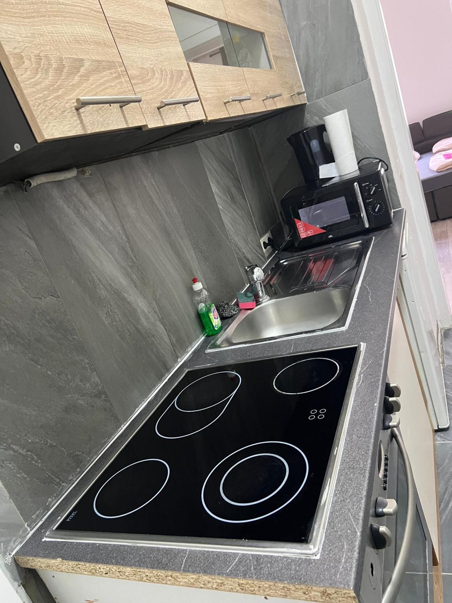 Apartament Sam 25 *